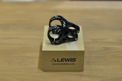 Вынос руля Lewis FX-SS, 40 мм, под руль 35 мм. Черный.