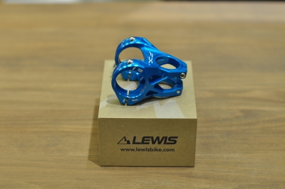Вынос руля Lewis FX-SS, 40 мм, под руль 35 мм. Синий.