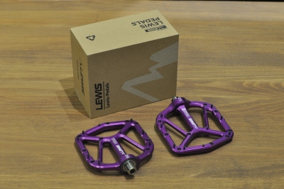 Педали Lewis ALU Flat Pedals Ridge. Фиолетовый.